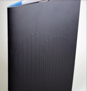 Brochure 2 points métal - Format A4 - Couverture Pelliculage Mat + Gaufrage